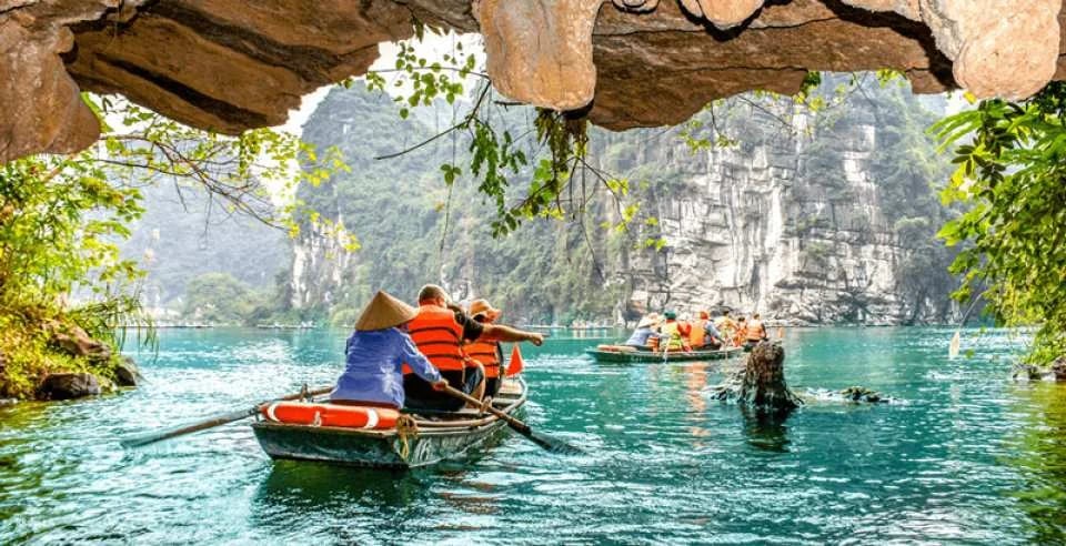 Ninh Binh Day Tour: Hoa Lu - Trang An with Cycling | From Hanoi, Vietnam
