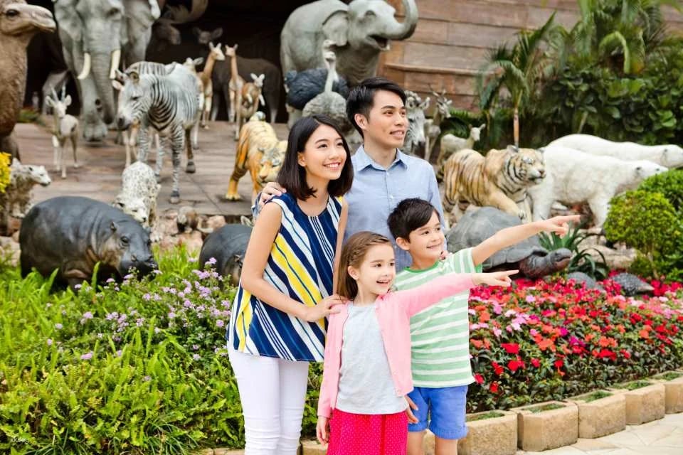 Noah's Ark Theme Park Ticket in Ma Wan, Hong Kong