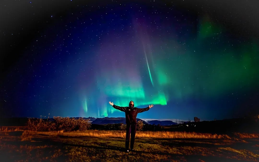 Northern Lights: 4x4 Off-Road Adventure with Treats & Photos Image 1