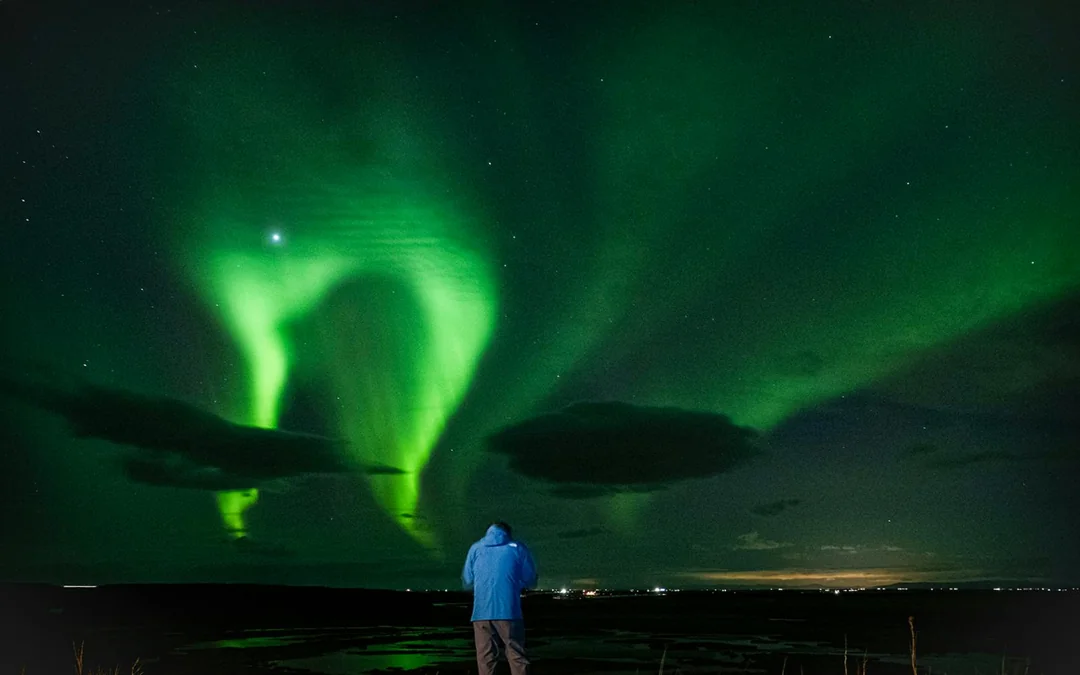 Northern Lights: 4x4 Off-Road Adventure with Treats & Photos Image 5