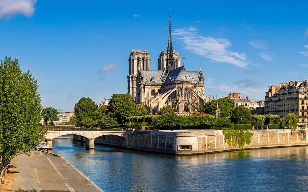 Notre-Dame to Panthéon Tour with Panthéon Ticket Image 5