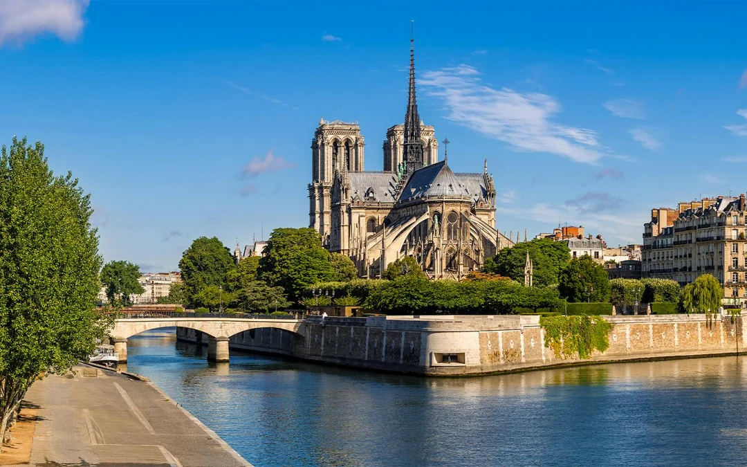 Notre-Dame to Panthéon Tour with Panthéon Ticket Image 5