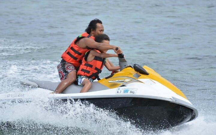 Nusa Dua Jet Ski and Parasailing Adventure with Hotel Transfers Image 3