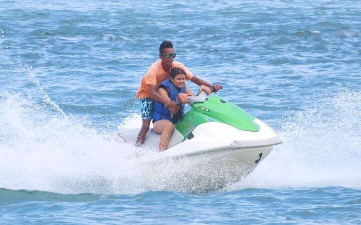 Nusa Dua Jet Ski and Parasailing Adventure with Hotel Transfers Image 4