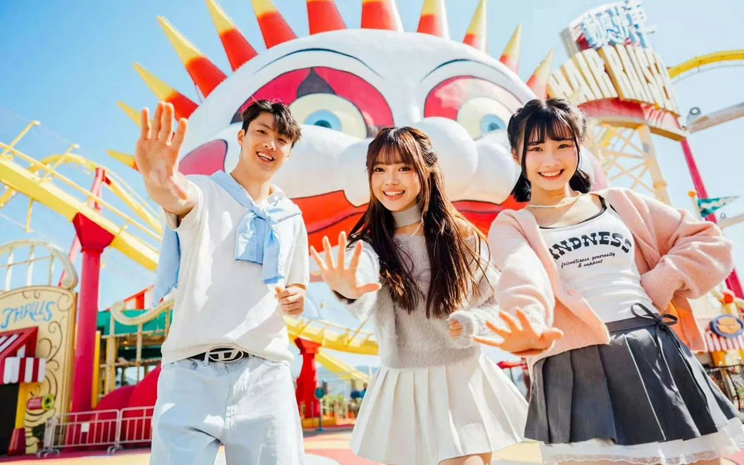Ocean Park Ticket with Exclusive Giant Panda Twins Encounter Image 3
