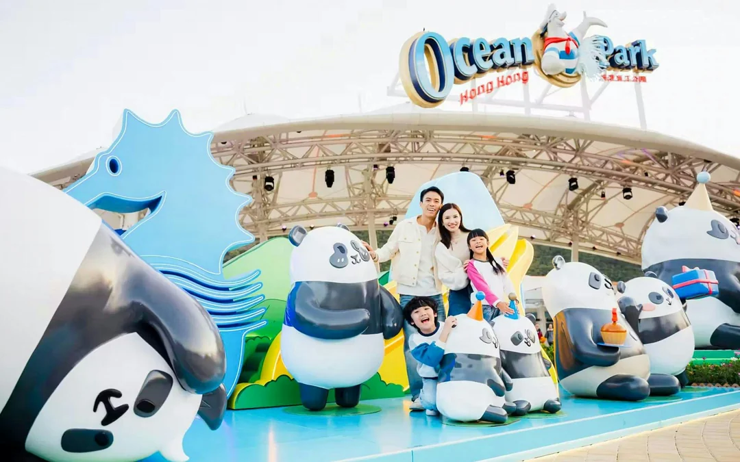 Ocean Park Ticket with Exclusive Giant Panda Twins Encounter Image 5