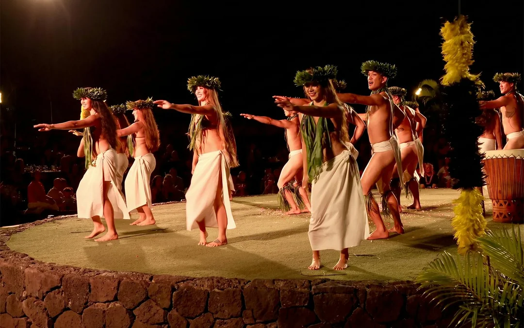 Old Lahaina Luau Image 4