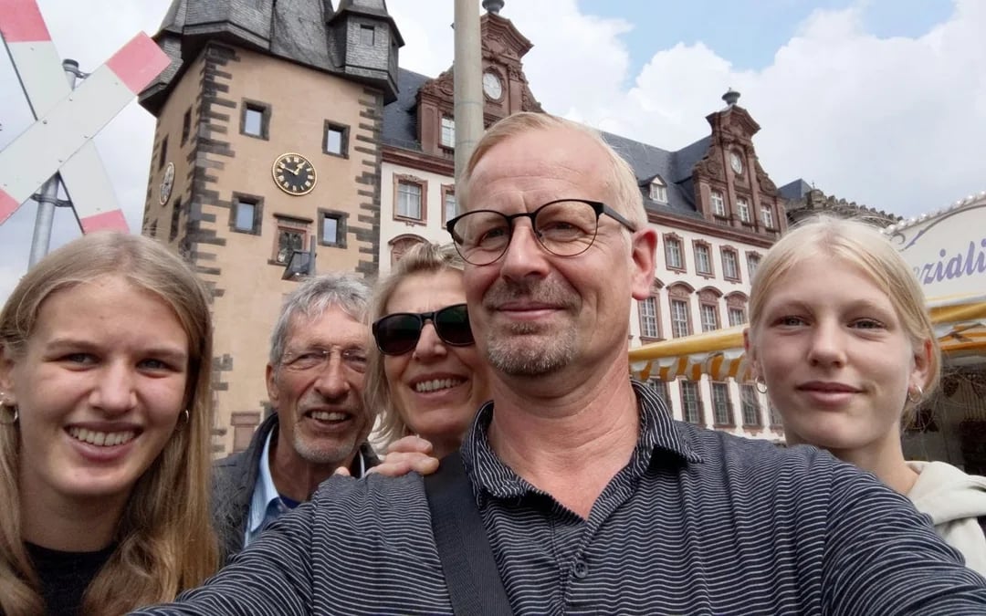 Old Town Frankfurt: Self-Guided City Exploration Game Image 6