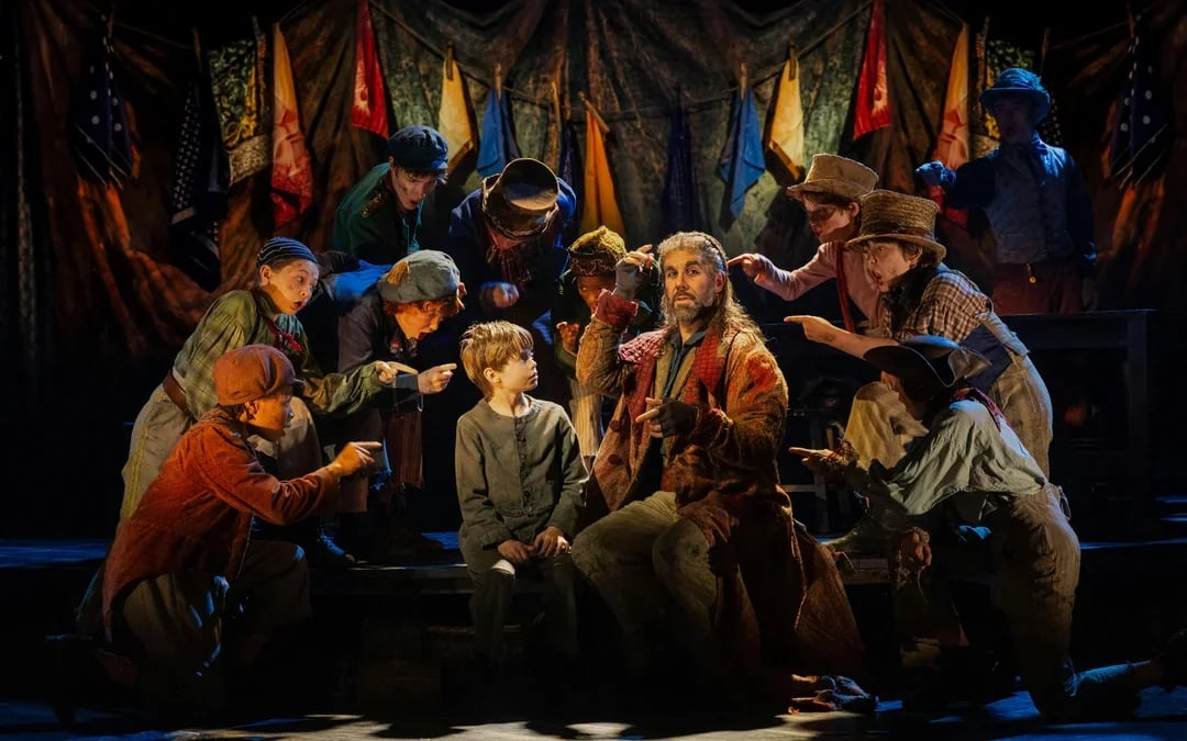 Oliver! Image 7