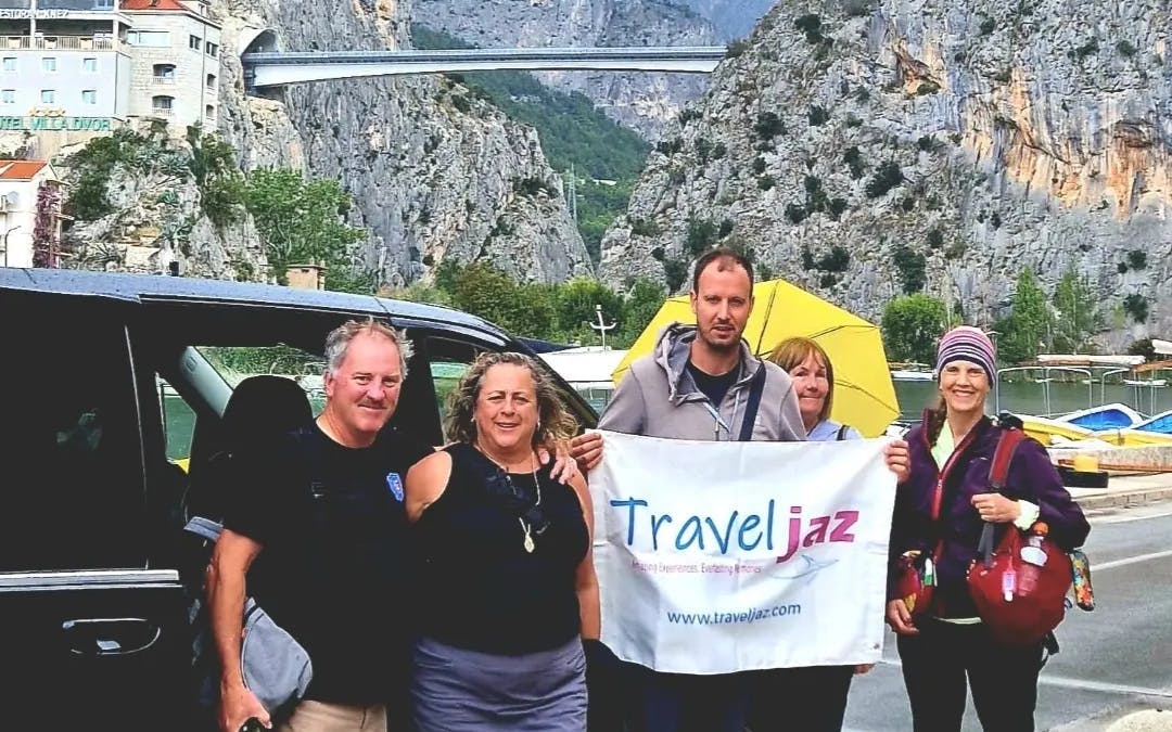 Omis Historical Guided Tour and Garage Wine Tasting for Adults Image 5