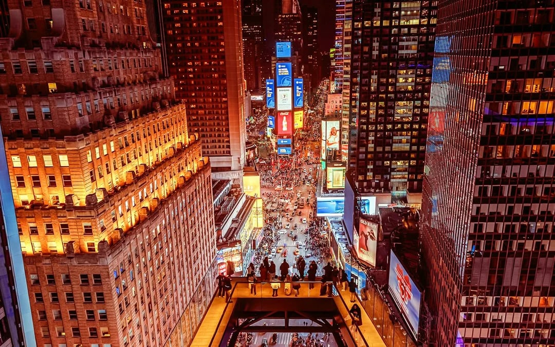 One Times Square Skywalk Tickets with Glass Elevator and Glass Walkway Image 1