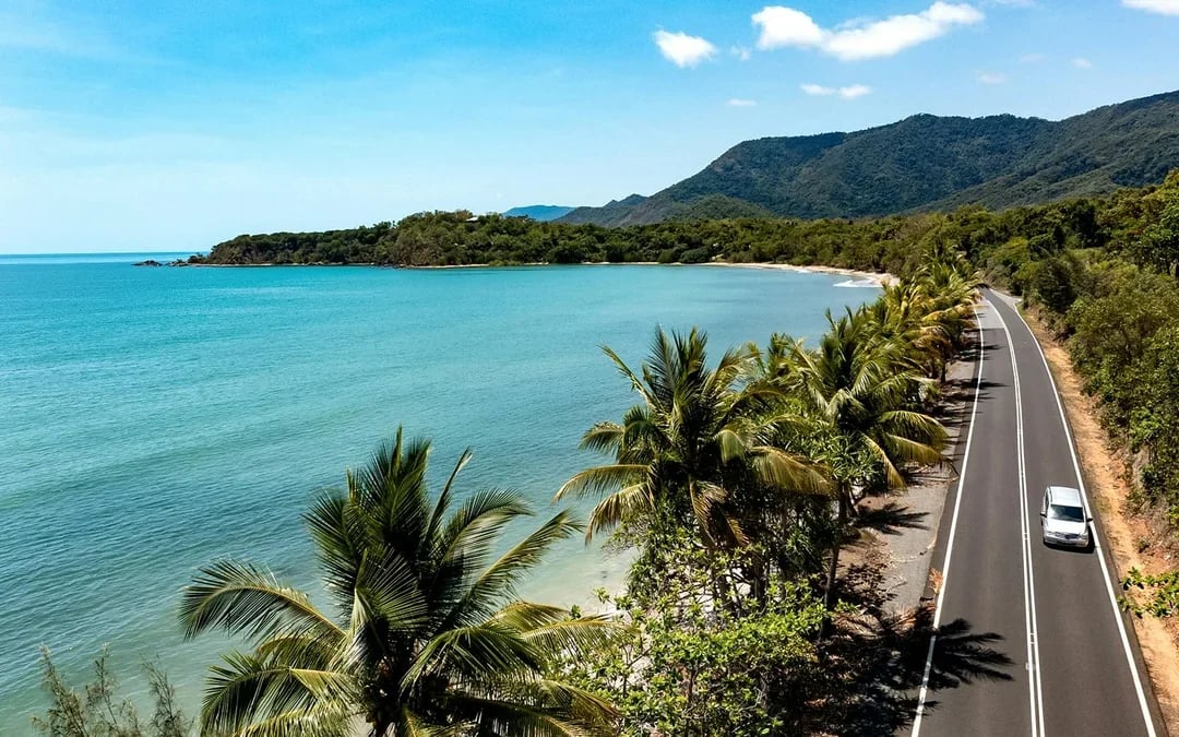 One-Way Tickets: Cairns City to Cairns Airport/Cairns City/Palm Cove/Port Douglas Image 4