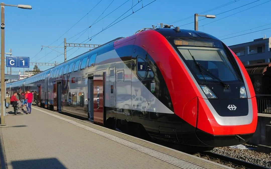 One-Way Tickets: Zurich Airport to/from Zurich Central Train Station Image 5