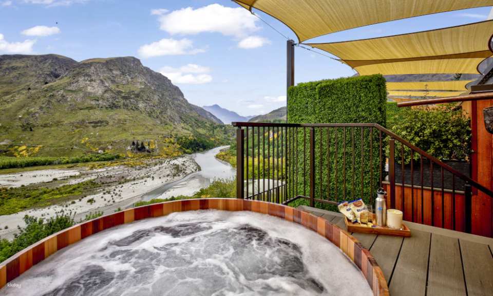 Onsen Hot Pools Queenstown | New Zealand