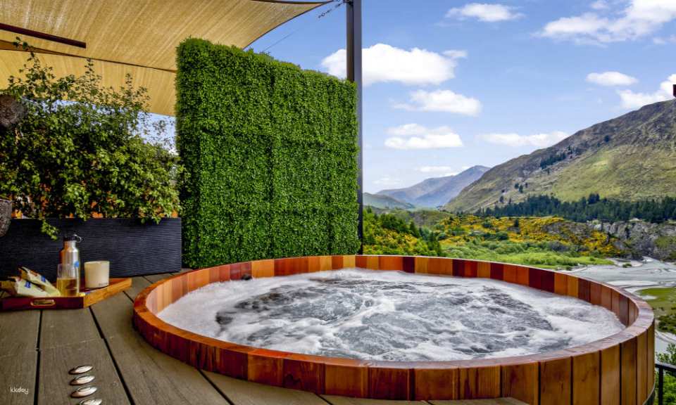 Onsen Hot Pools Queenstown | New Zealand
