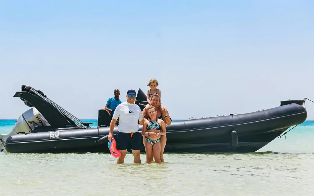 Orange Bay & Magawish Island: Speedboat with Snorkeling, Lunch & Transfers Image 1