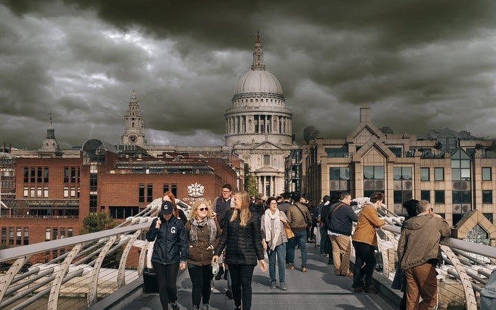 Original Harry Potter Locations Guided Walking Tour with Interactive Games and Reenactments Image 10