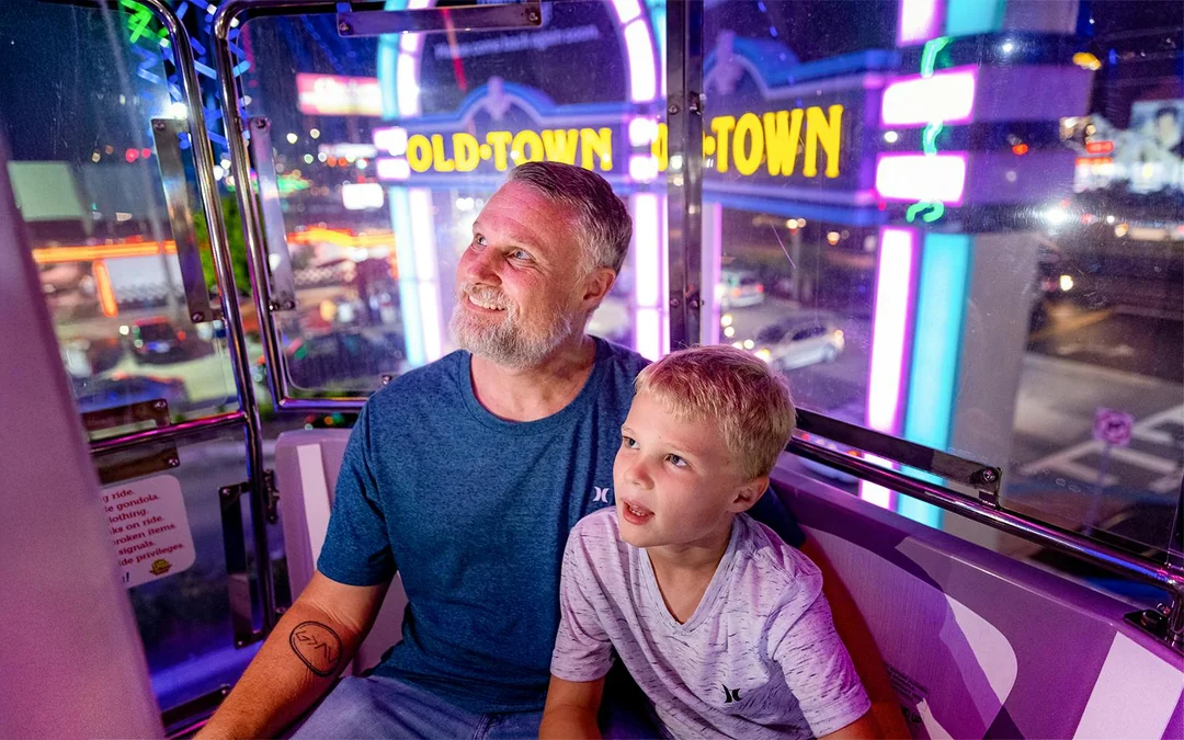 Orlando: Old Town Ferris Wheel Ticket & Meal Voucher Image 4