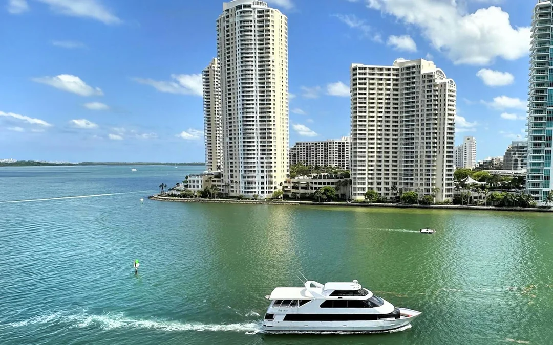 Orlando to Miami Day Trip: Round-Trip Brightline Train + Miami Open-Top Bus and Biscayne Bay Cruise Image 8