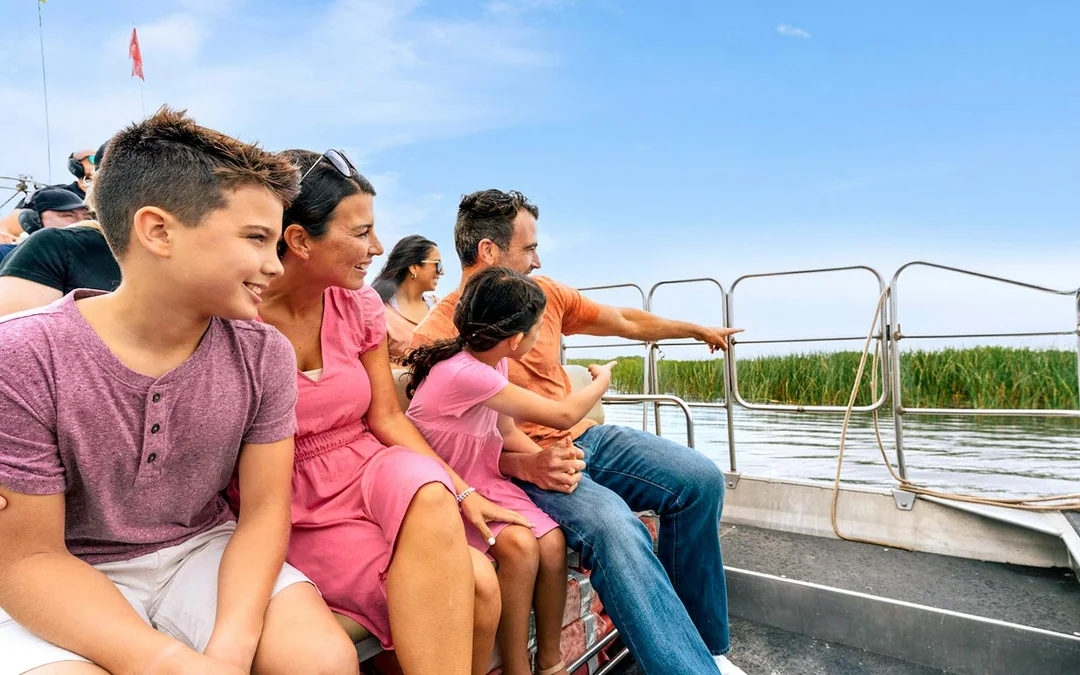 Orlando: Wild Florida 1‑Hour Airboat Tour with Gator Park Tickets Image 2