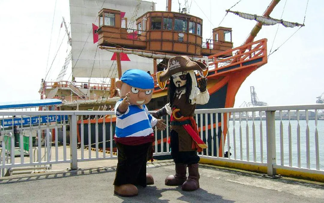 Osaka Bay Santa Maria Cruise Image 3