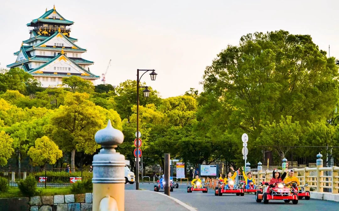 Osaka: Castle, Dotonbbori & Namba 60/90-Min Go-Karting Experience by Akiba Kart Image 4