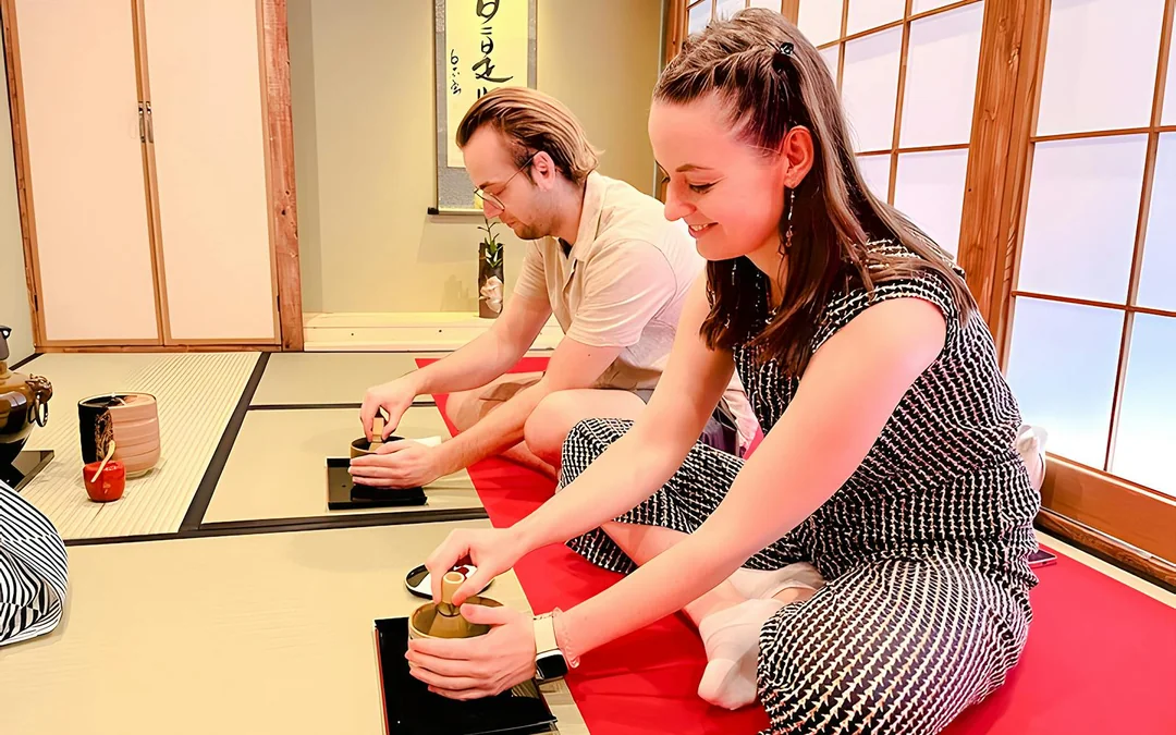 Osaka Dotonbori Area: Tea Ceremony & Matcha-Making Experience Image 2