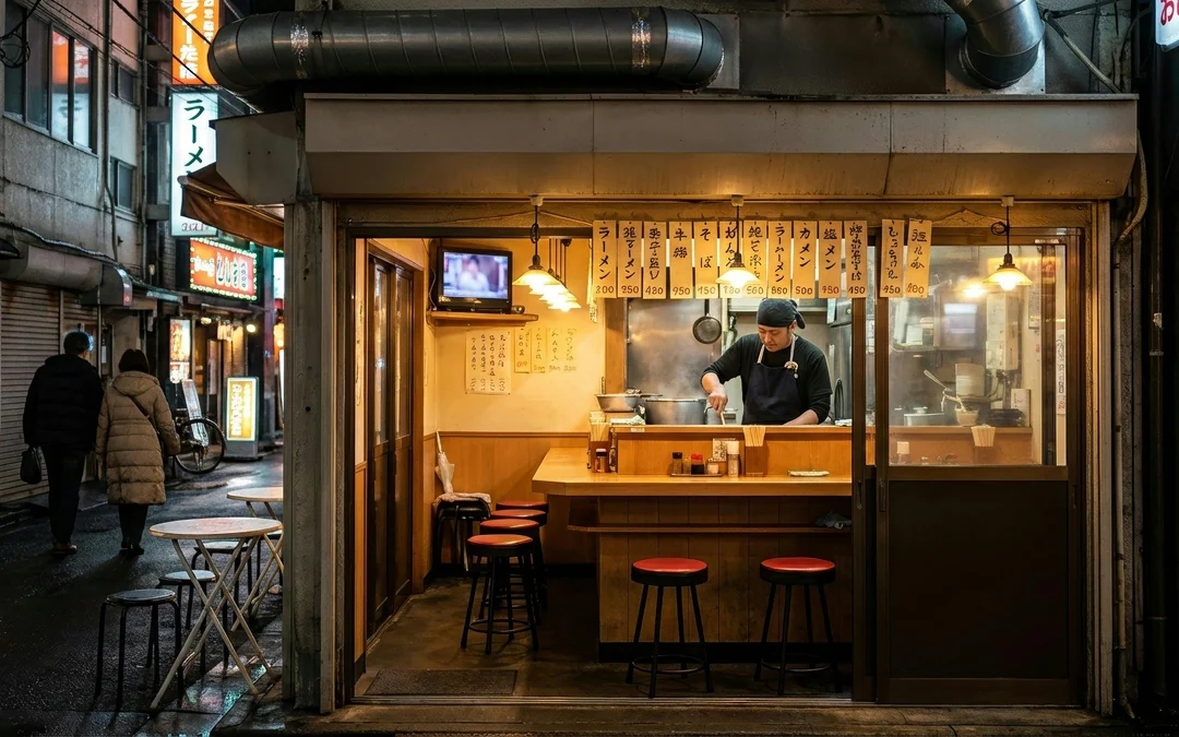Osaka Small Group Food & Culture Tour Image 3