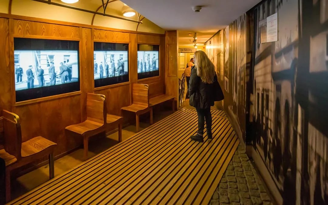 Oskar Schindler’s Factory, Jewish Ghetto & Kazimierz Guided Tour Image 6