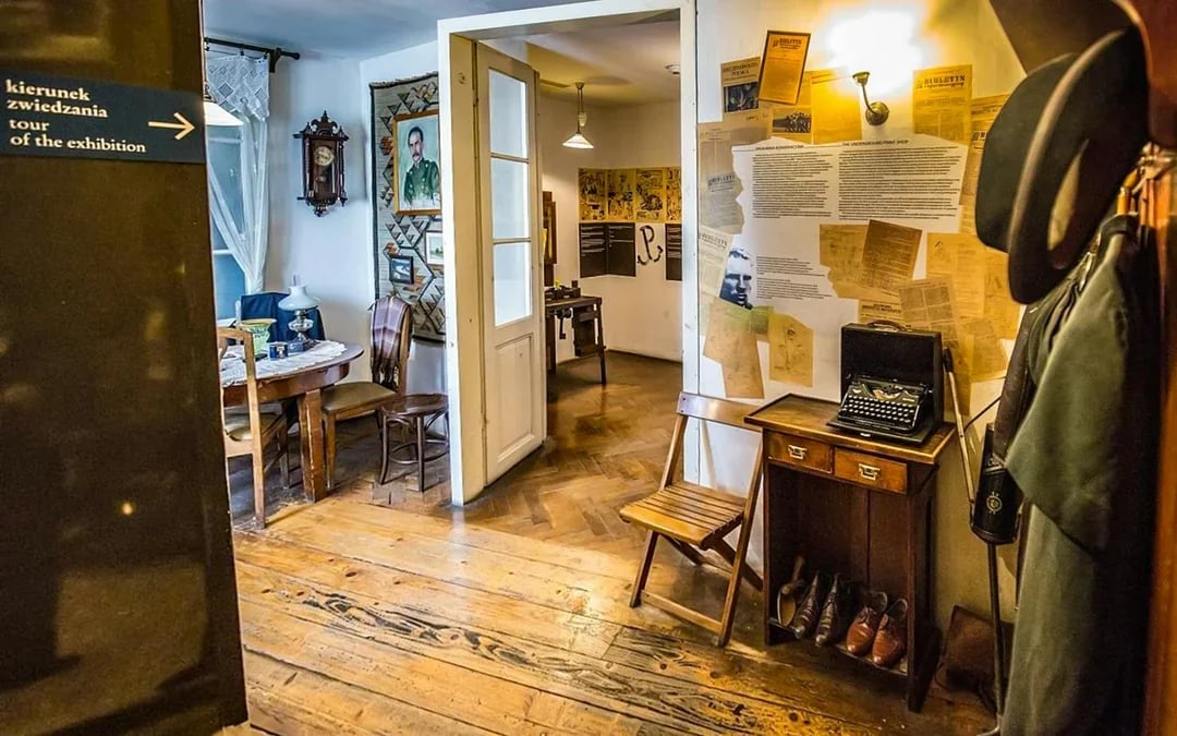 Oskar Schindler’s Factory, Jewish Ghetto & Kazimierz Guided Tour Image 8