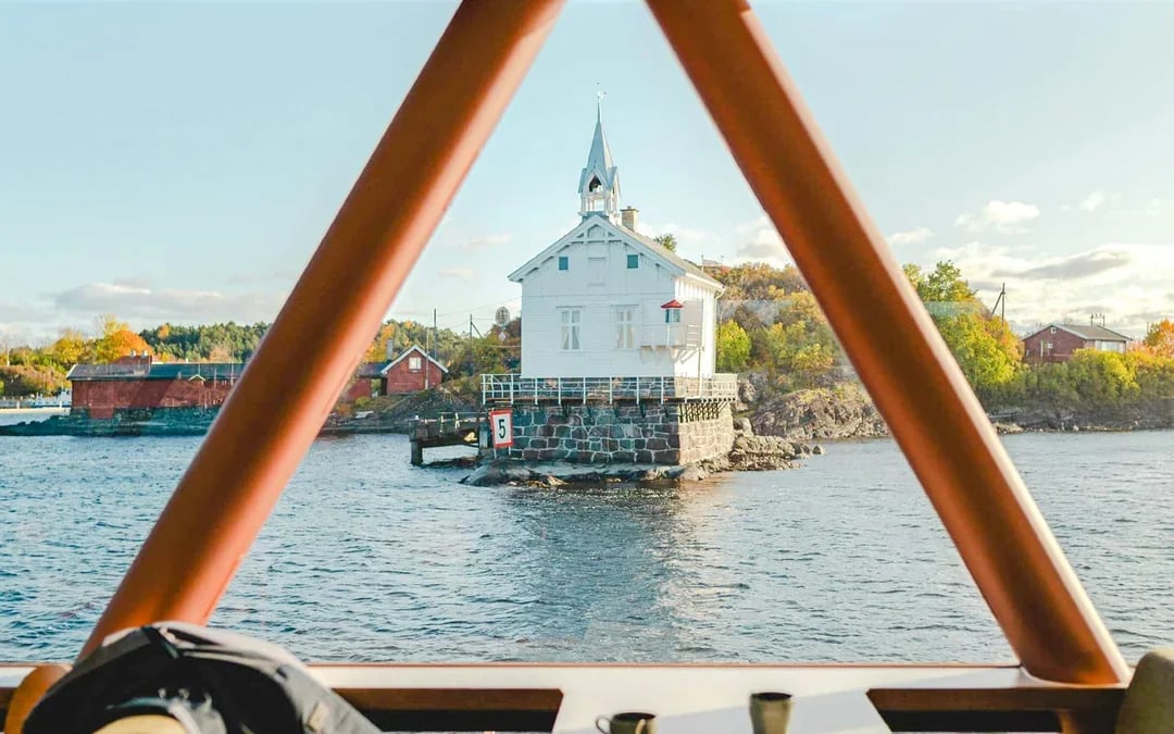 Oslo: Guided Sightseeing Fjord Cruise on Premium Silent Boat Image 9