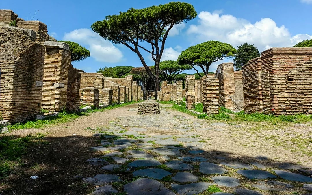 Ostia Antica Small-Group Guided Tour with Entry Tickets Image 7
