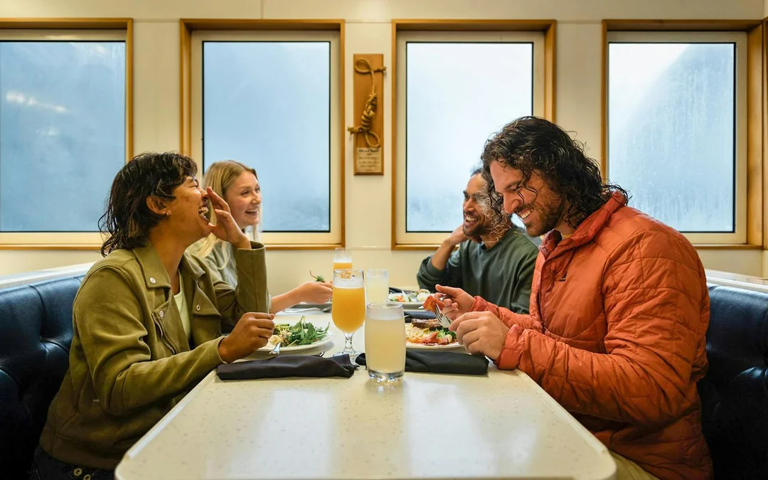 Overnight Milford Sound Cruise with Dinner & Activities Image 3