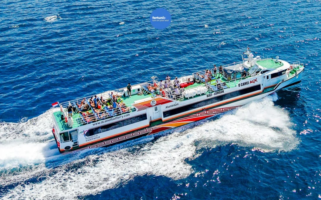 Padangbai Port to Gili Trawangan One-Way Speedboat Transfer with Port Fee Included Image 3