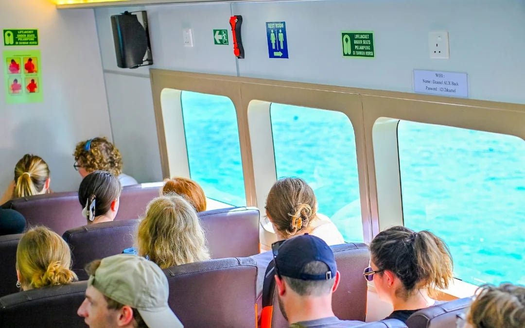 Padangbai Port to Gili Trawangan One-Way Speedboat Transfer with Port Fee Included Image 5
