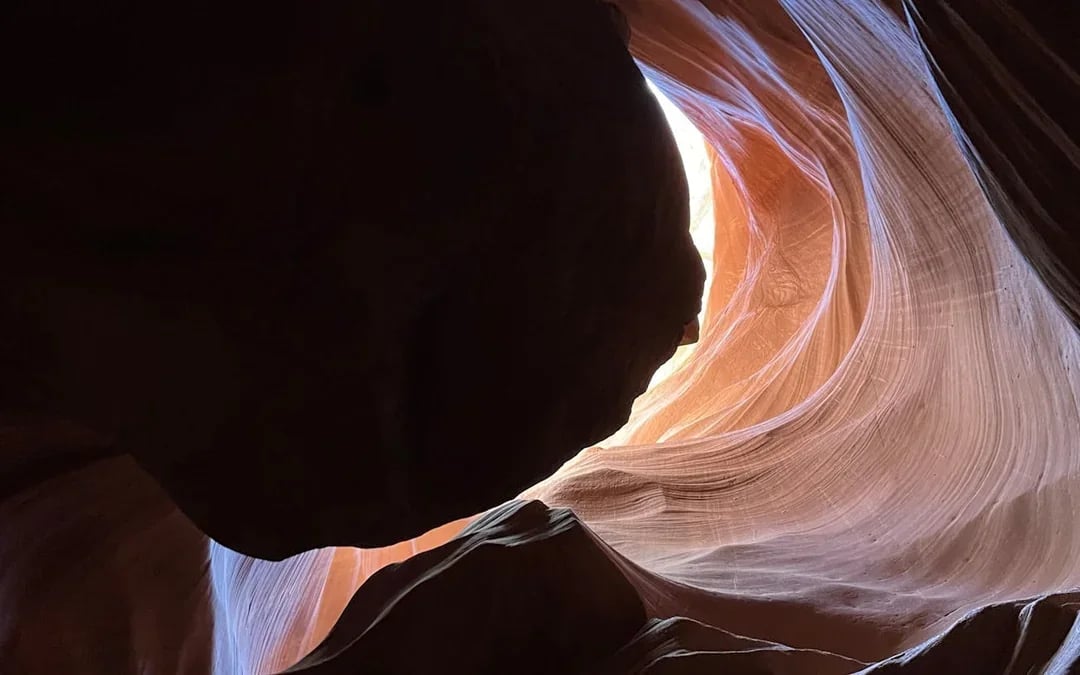 Page: Upper Antelope Canyon Guided Sightseers Tour Image 7