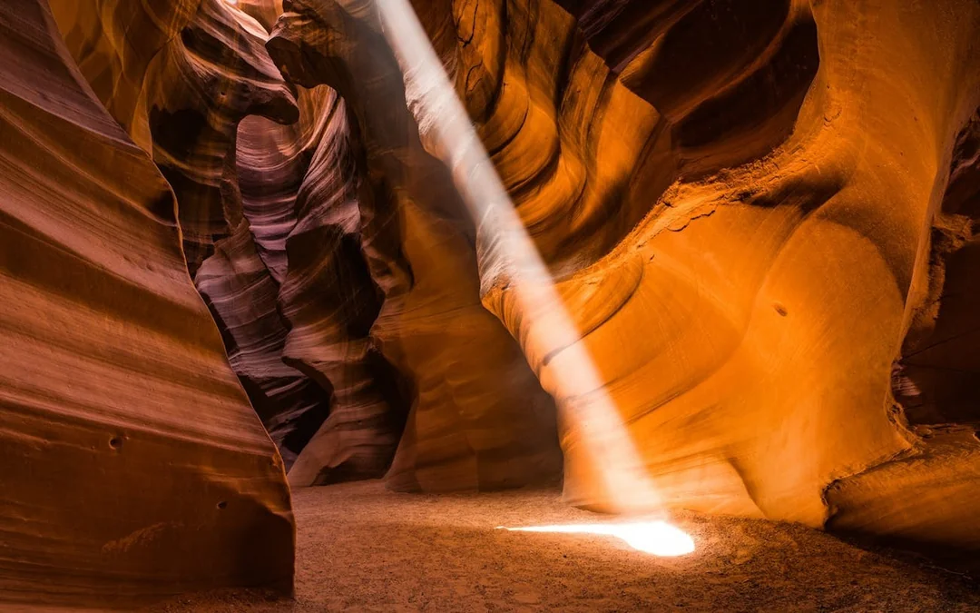 Page: Upper Antelope Canyon Guided Sightseers Tour Image 8