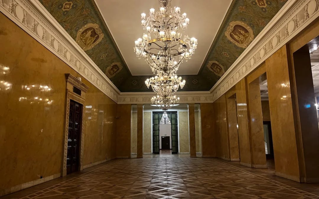 Palace of Culture and Science Guided Tour with Skip-the-Line Entry in Warsaw Image 3