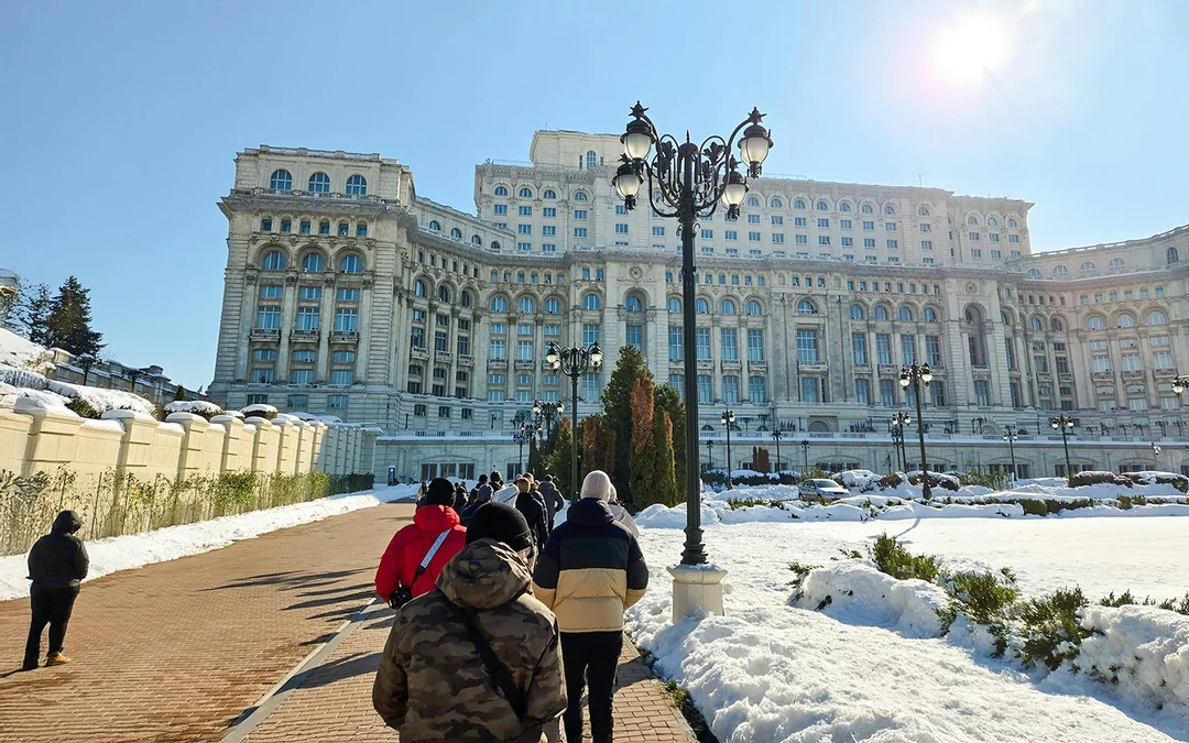 Palace of Parliament Bucharest Guided Tour with Skip-the-Line Tickets Image 8