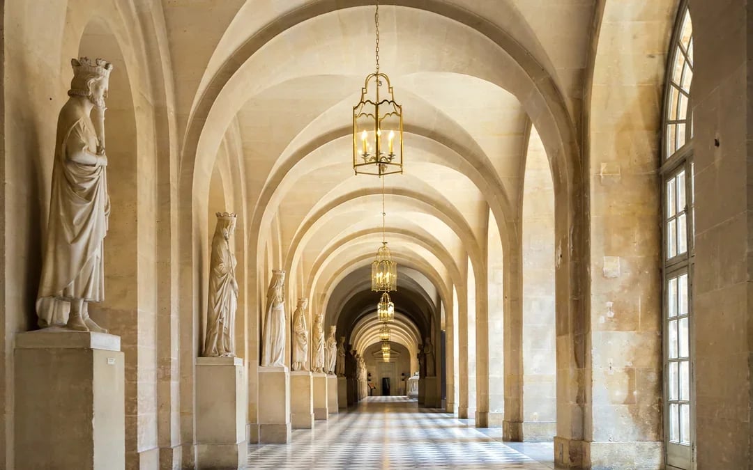 Palace of Versailles Guided Tours Image 6
