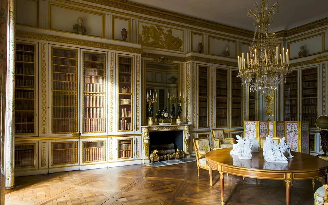 Palace of Versailles Guided Tours Image 9