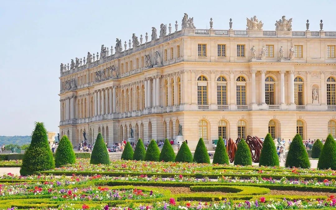 Palace of Versailles Guided Tours Image 10