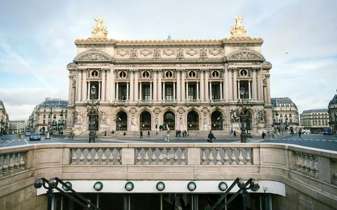 Palais Garnier Guided Tour & Fragonard Perfume Workshop Image 1
