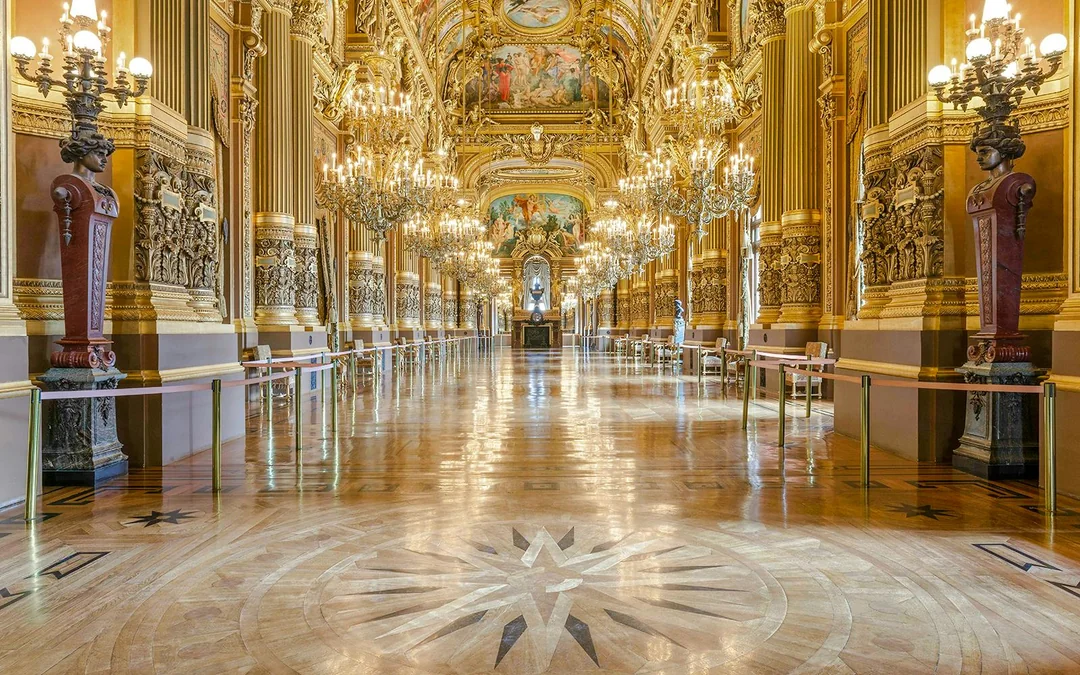 Palais Garnier Guided Tour & Fragonard Perfume Workshop Image 2