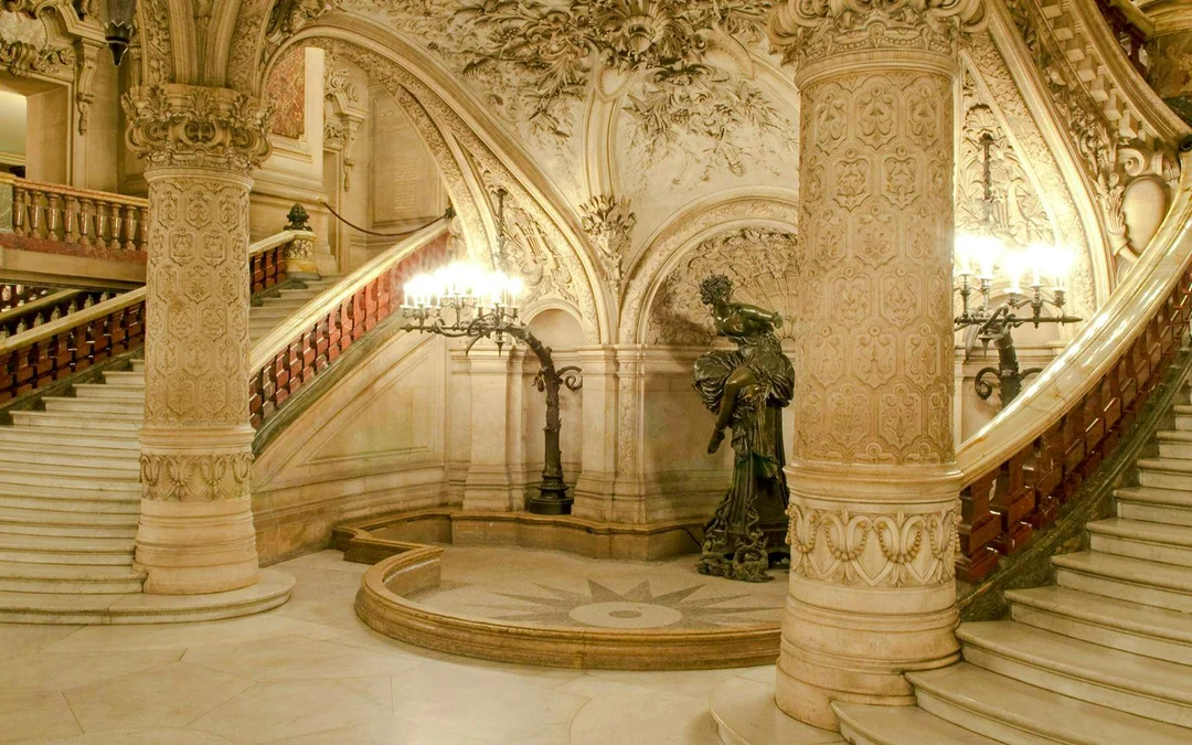 Palais Garnier Guided Tour & Fragonard Perfume Workshop Image 4