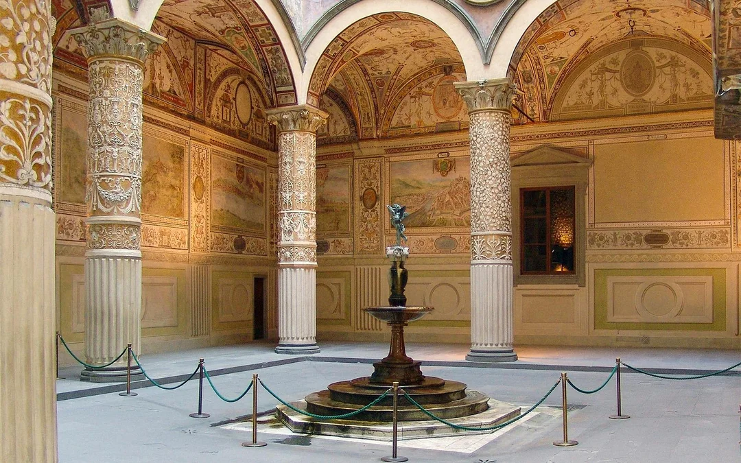 Palazzo Vecchio Small-Group Guided Tour Image 2