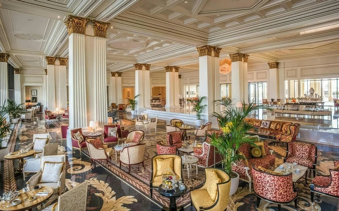 Palazzo Versace Dubai: Afternoon High Tea at Mosaico Lounge Image 4