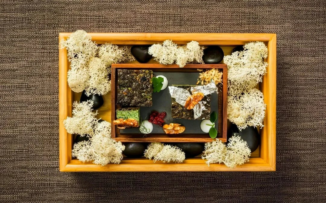Palazzo Versace Dubai: Enigma 3-Course Set Menu Image 5