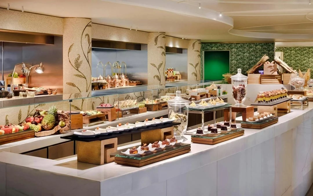 Palazzo Versace Dubai: Giardino Breakfast Buffet Image 3