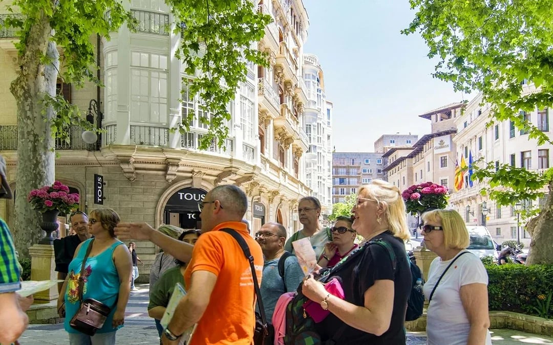 Palma Cathedral & Old Town Guided Tour Image 9
